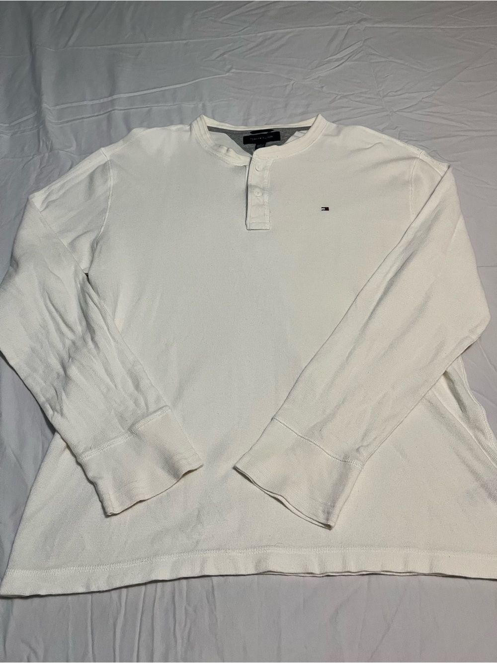 Tommy Hilfiger Men's White Long-Sleeve Henley with Chest Logo